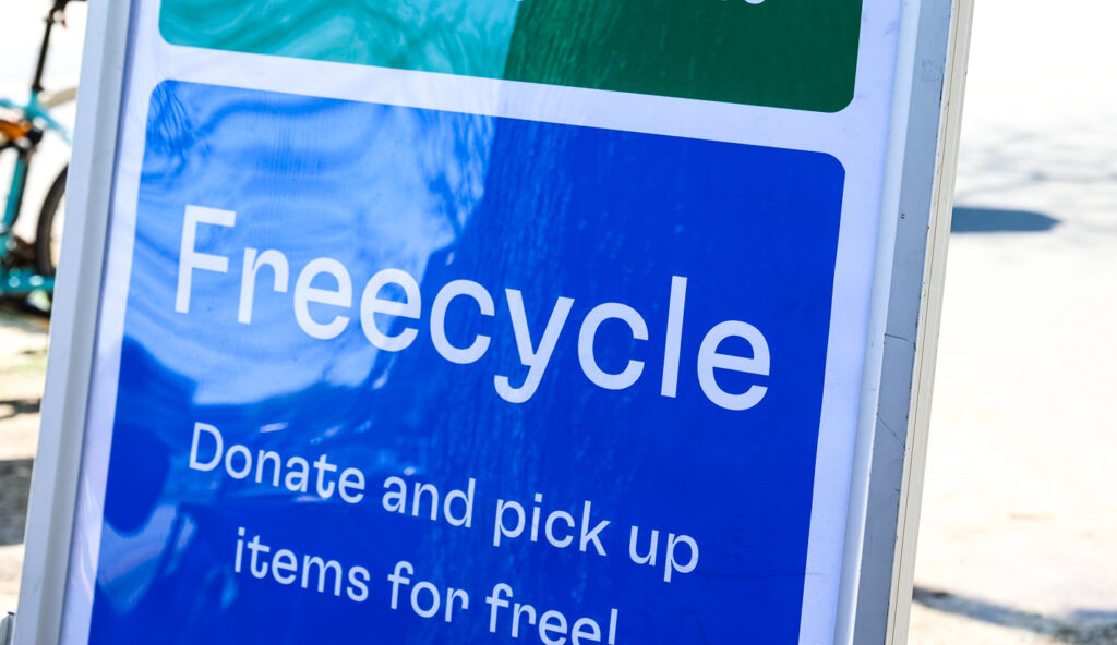 Signs for an Earth Day Freecycle event at Harvard.